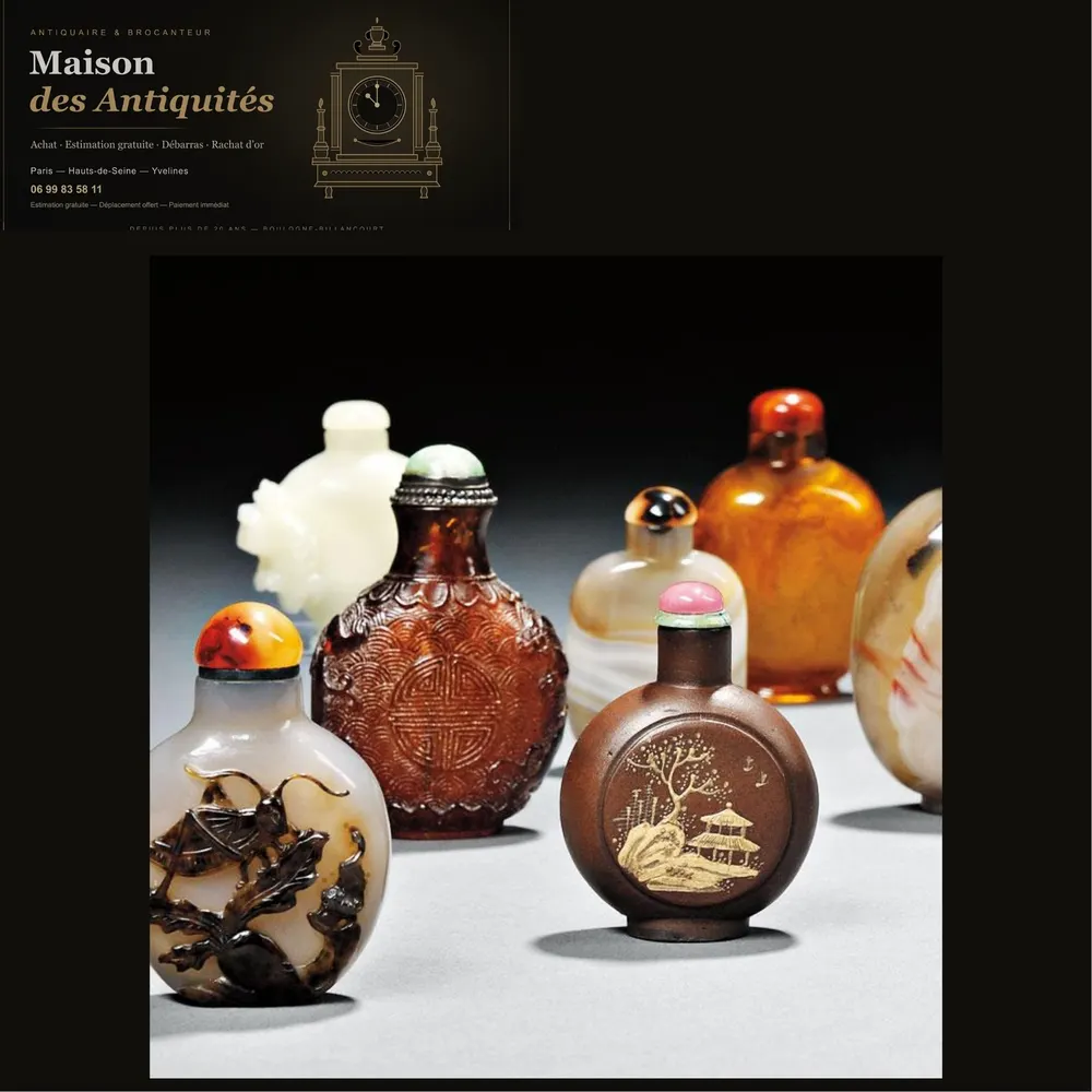 Mise en exposition de tabatières anciennes — Art d'Asie