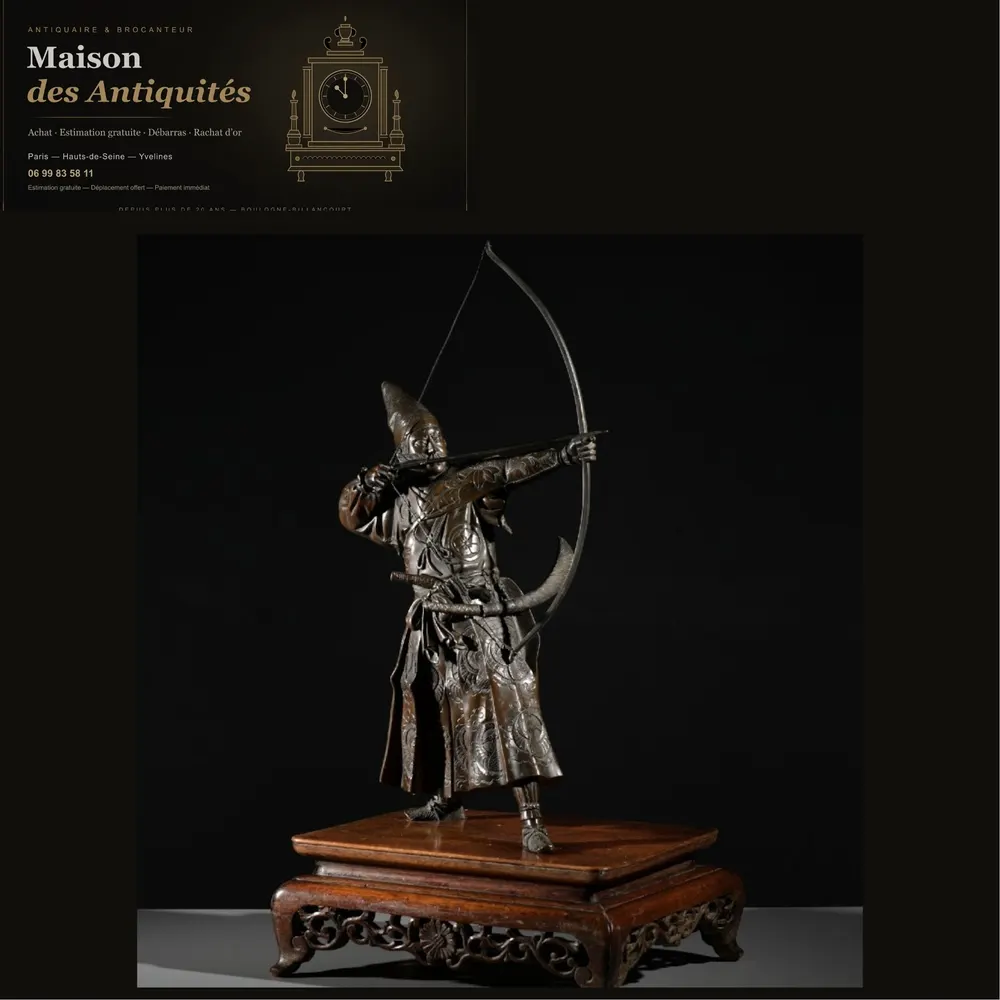 Okimono en bronze représentant un samouraï archer, signé Yoshimitsu — Art d'Asie