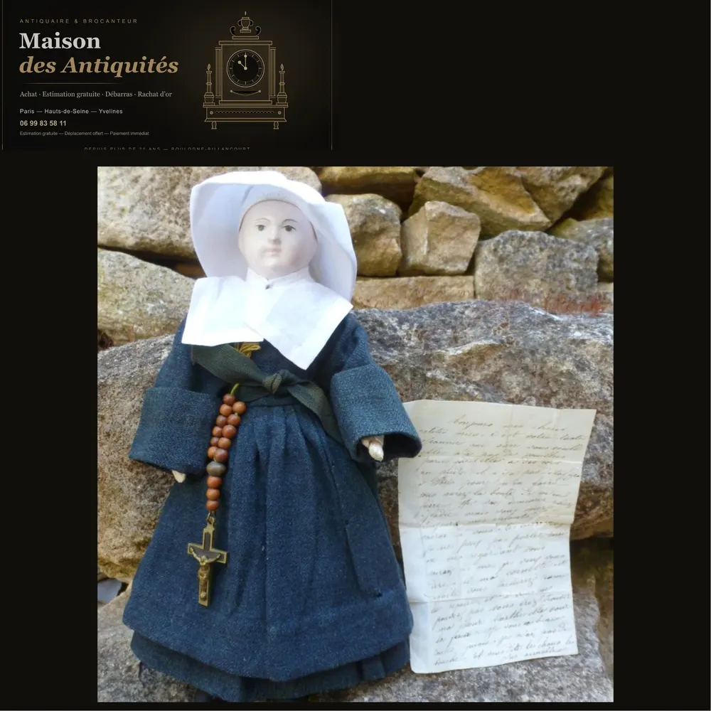 Poupée en habit de religieuse avec provenance — Jouets anciens
