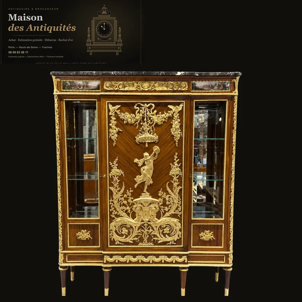 Superbe et élégante vitrine anglaise en acajou fin XIXème — Mobilier Louis XVI